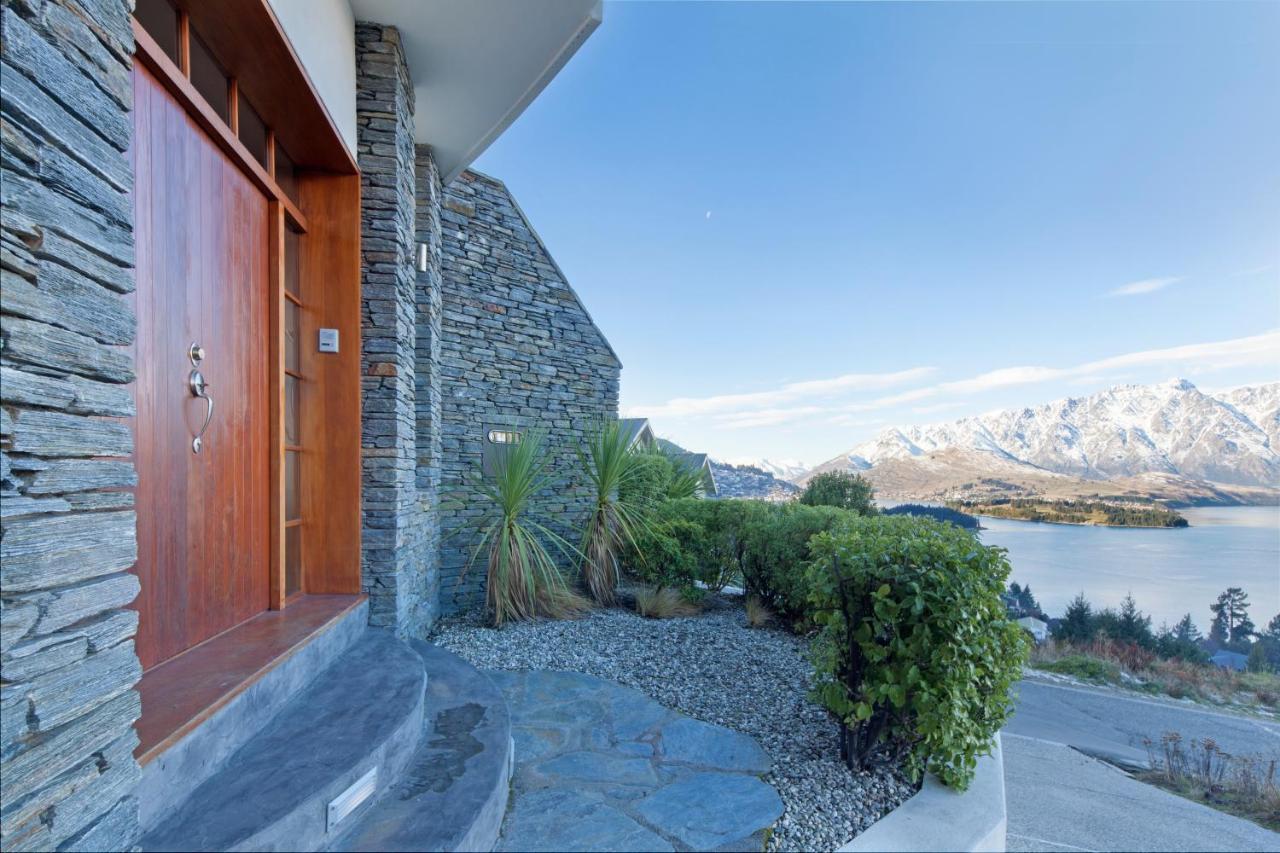 Belvedere Breath Taking Lake & Mountain Views Villa Queenstown Exterior photo